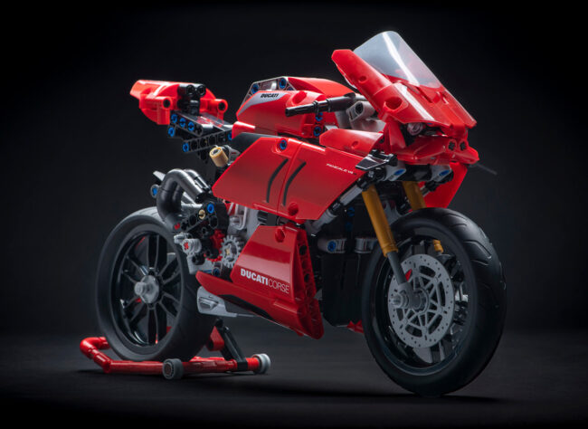Ducati Panigale V4 Lego Version